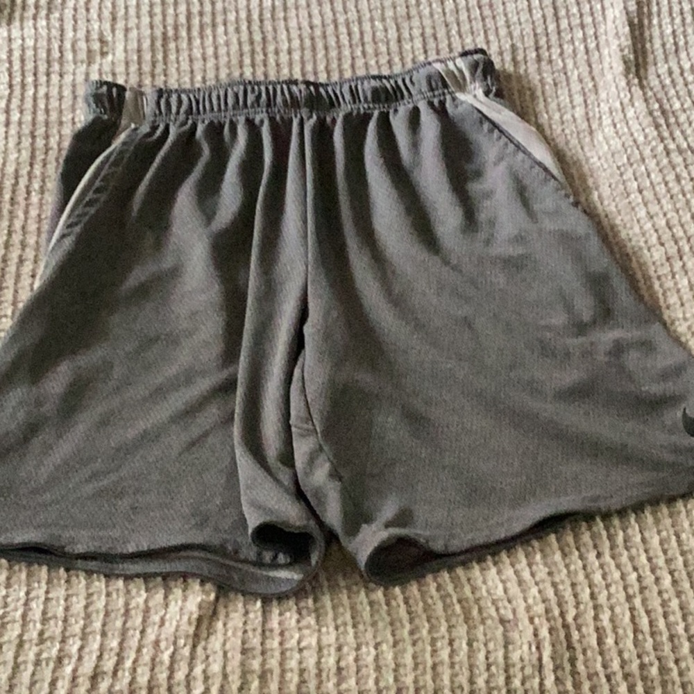 Women Nike shorts with pockets dark gray with light gray